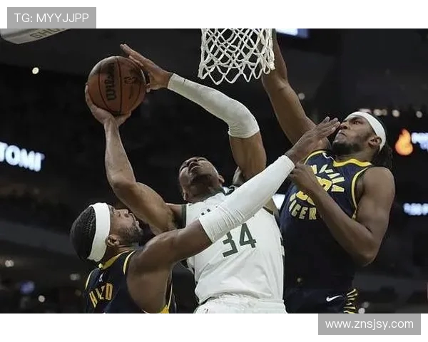 咐菲联与利物浦激战正酣比分悬念不断引发球迷热议