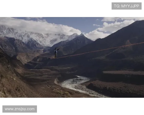 杨丽专访：极限运动背后的坚持与梦想之路回顾